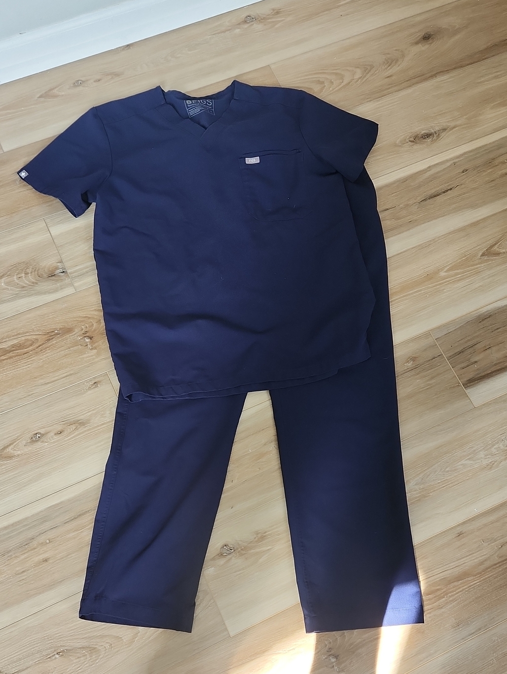 Figs Men's Scrub Set